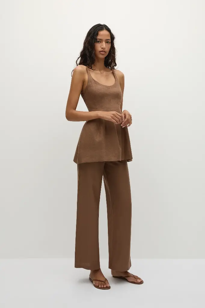 S23-FF3875-CLY-24956-FaithfullTheBrand-D2-2434_3dac10df-acd8-4e6d-8a35-033a4acda5c3.webp